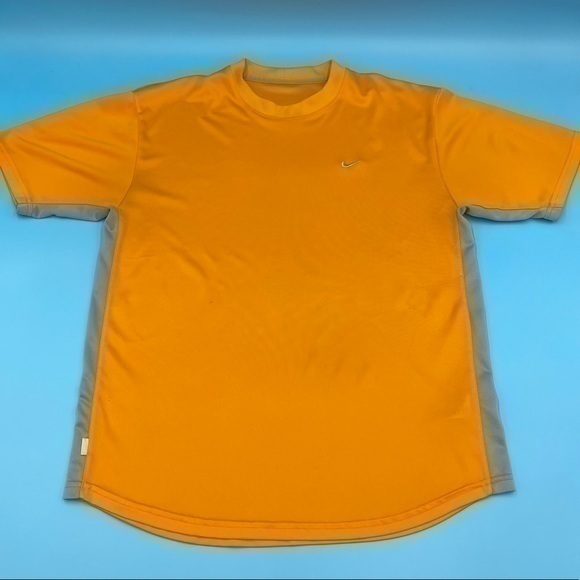 NIKE DRI-FIT Running T-Shirt - Picture 1 of 3